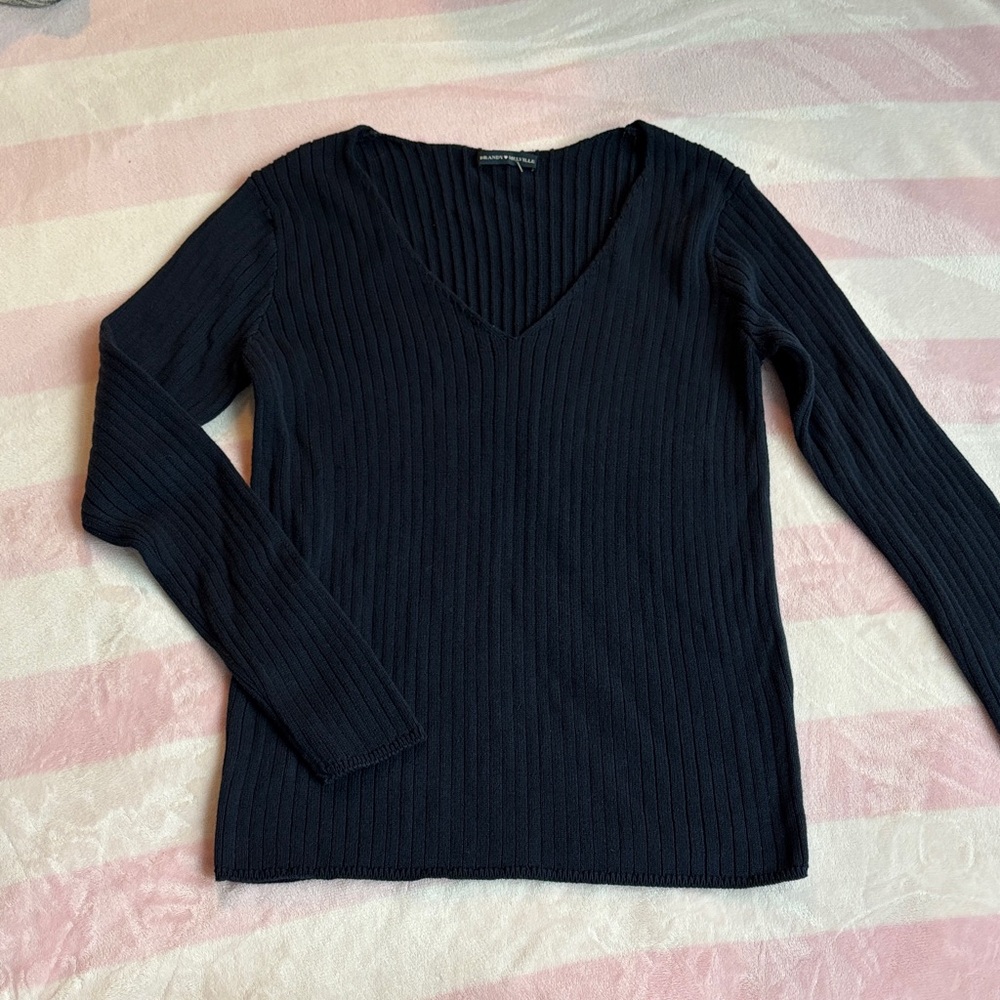 BRANDY MELVILLE Navy Blue Ribbed V-Neck Pullover Sweater